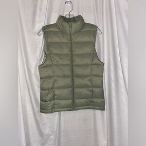 Love Tree Green Quilted Puffer Vest